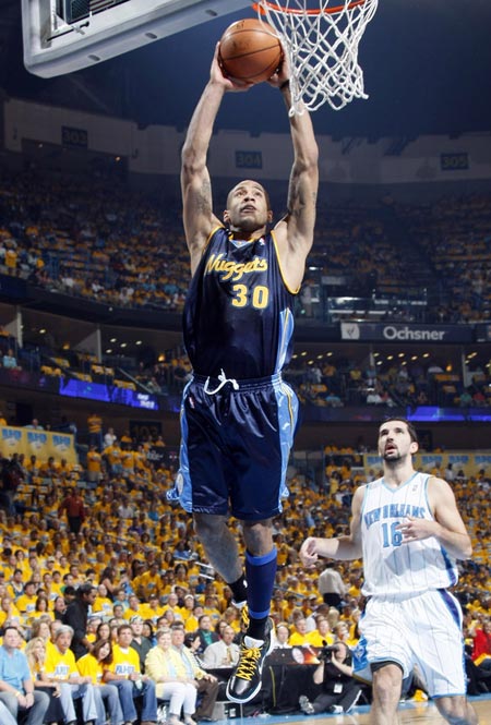 吴艳妮的表 吴艳妮的表