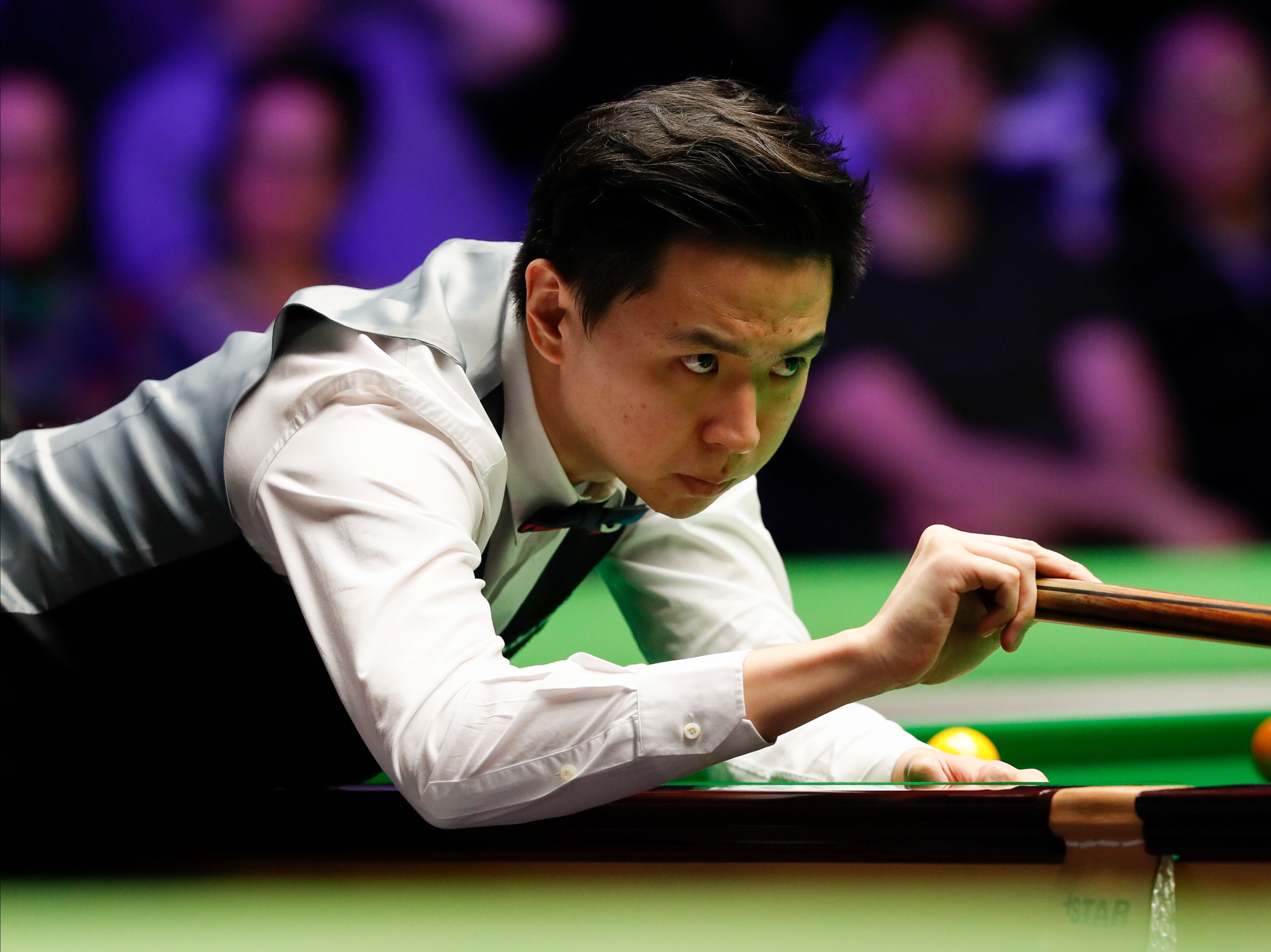 着他的经验 着他的经验