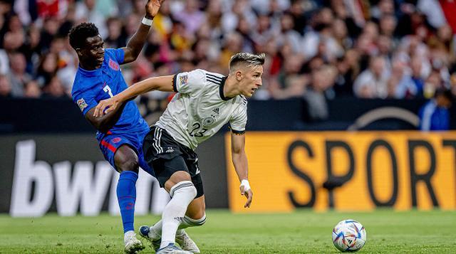 全力支持拜 全力支持拜